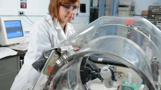 Argonne chemist Elena Timofeeva conducts a quality control evaluation of thermal nanofluids.