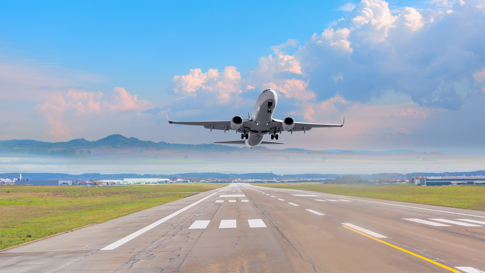 Advancing Sustainable Aviation Fuels: Workshop Identifies Key Research Opportunities
